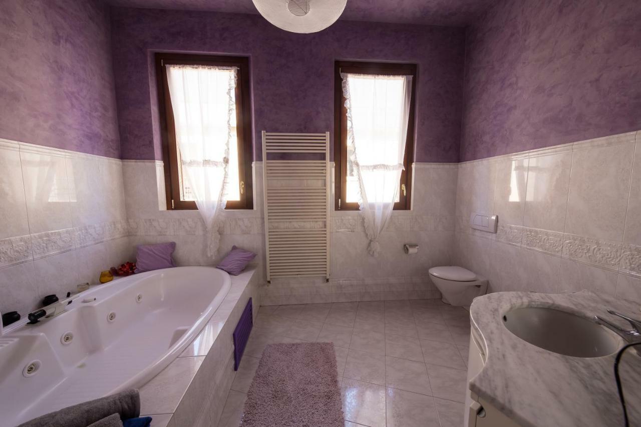 Wake Surf House Bed & Breakfast Сулцано Екстериор снимка